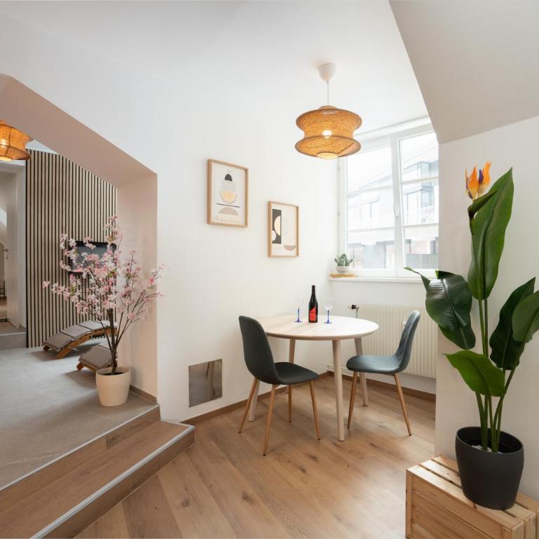 Wellness Altstadt Suite - Sauna, Whirlpool & Free Parking by HERO HOMES Graz - Apartment mit 1 Schlafzimmer - 11