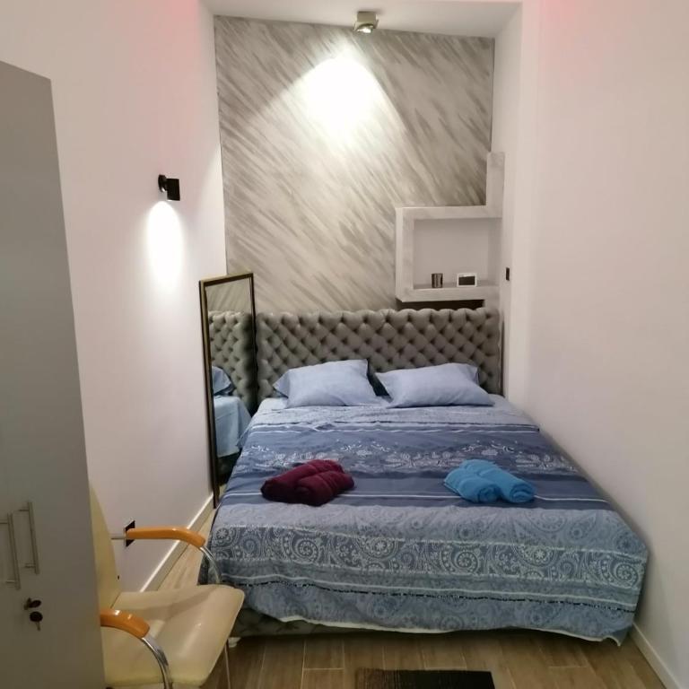 LuxSTAR - One-Bedroom Apartment - 3