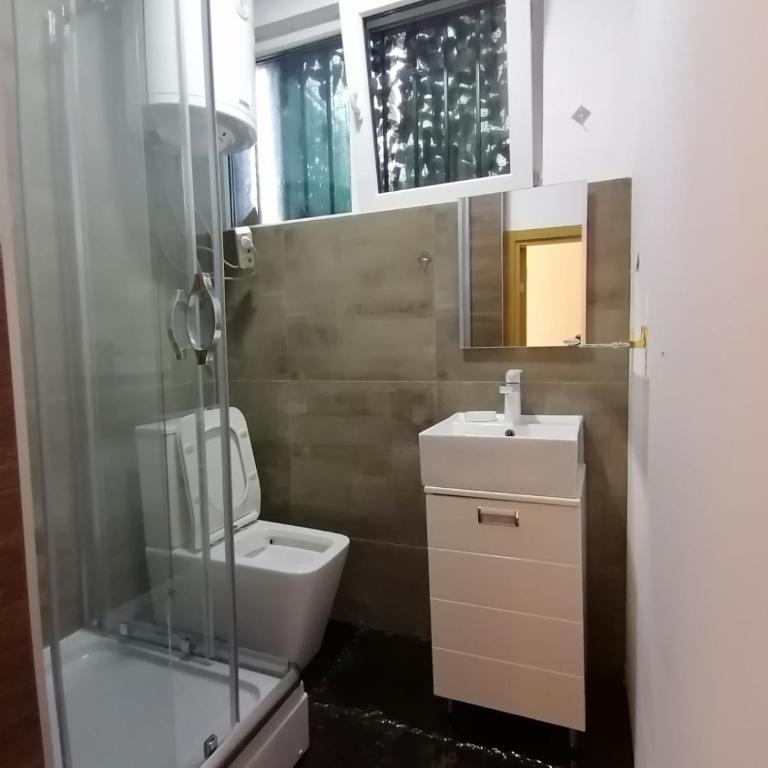 LuxSTAR - One-Bedroom Apartment - 7