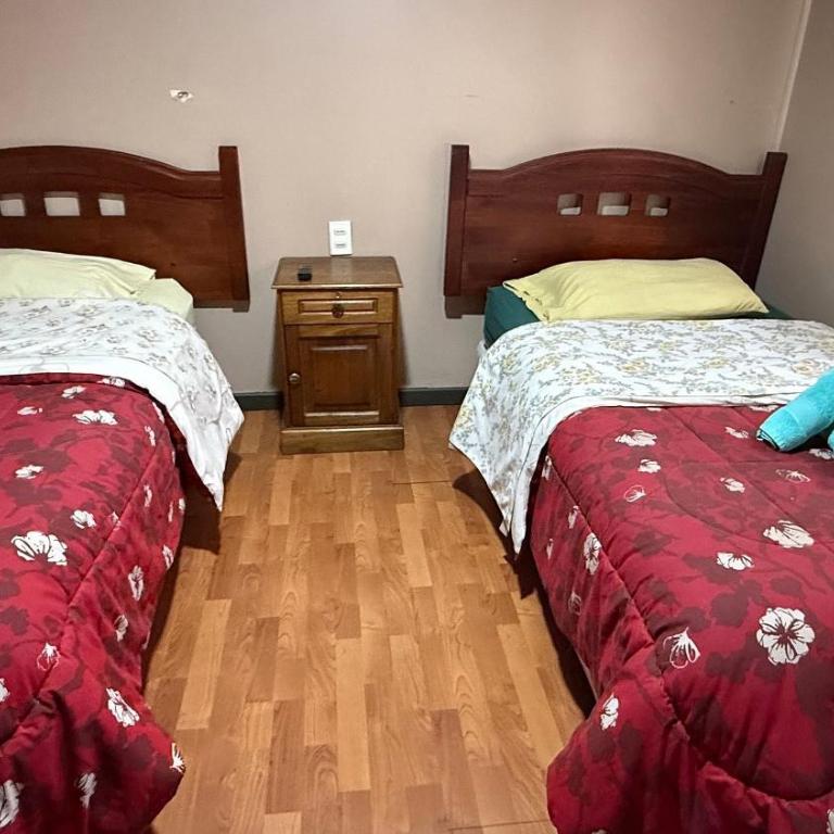 Hostal Temuco - Habitación Doble con baño compartido - 14