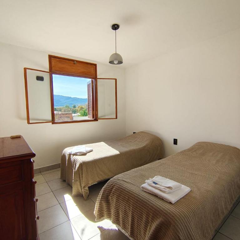 Centro Jujuy - Two-Bedroom Apartment - 4