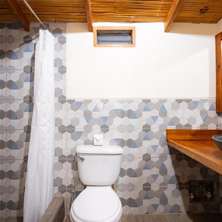 Hospedaje La Quebrada - Family Room - 10