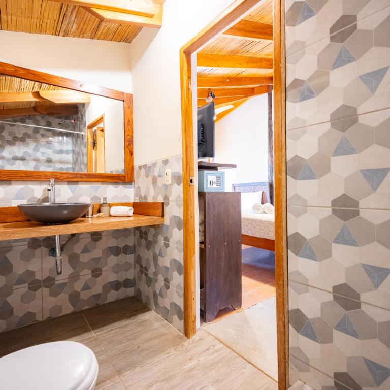 Hospedaje La Quebrada - Family Room - 6