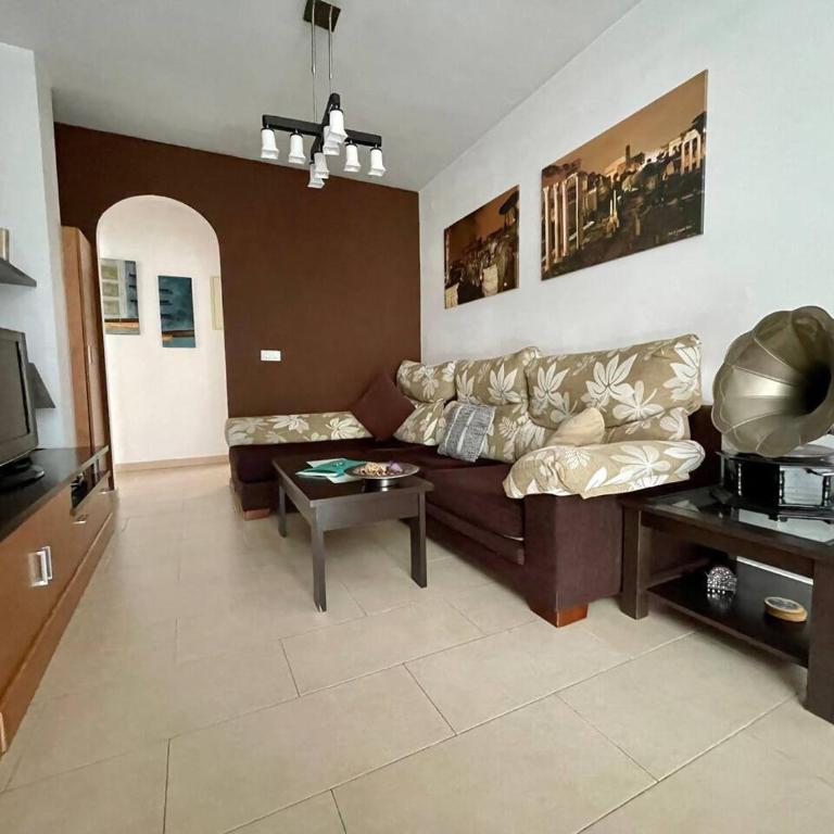 a 400m Plaza Nogalera Torremolinos 2 Dorm 4 pax - Apartamento de 2 dormitorios - 2