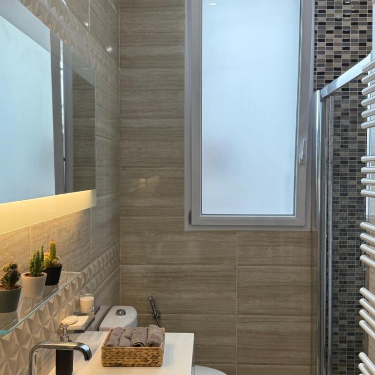 Champs Elysée Apprt II - One-Bedroom Apartment - 10