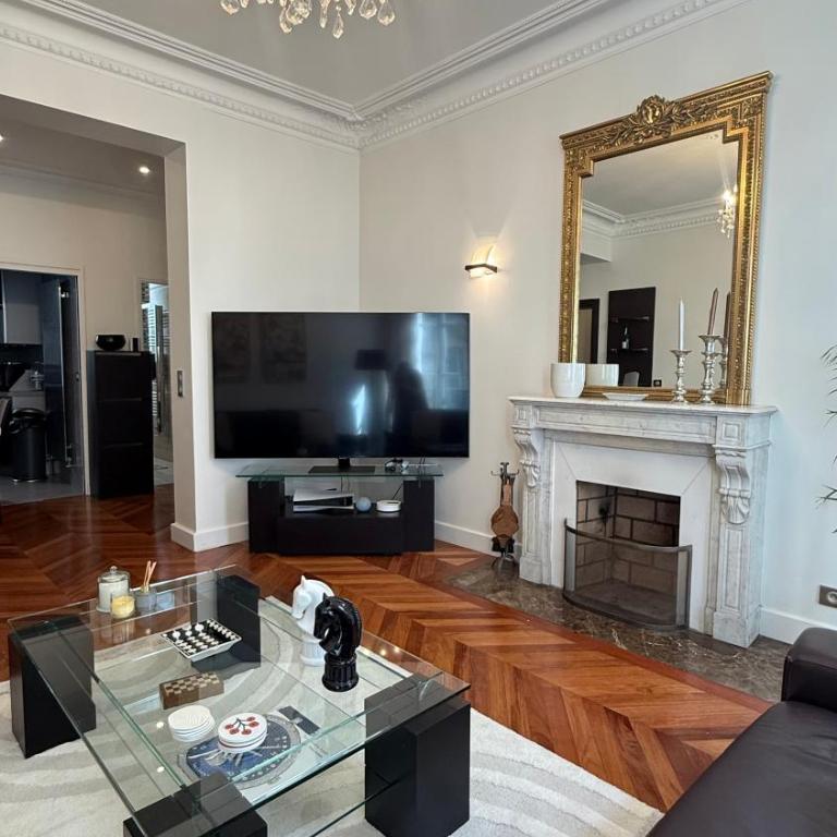 Champs Elysée Apprt II - One-Bedroom Apartment - 2