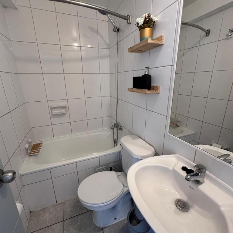 Moderno departamento a pasos de el Movistar arena - Three-Bedroom Apartment - 23