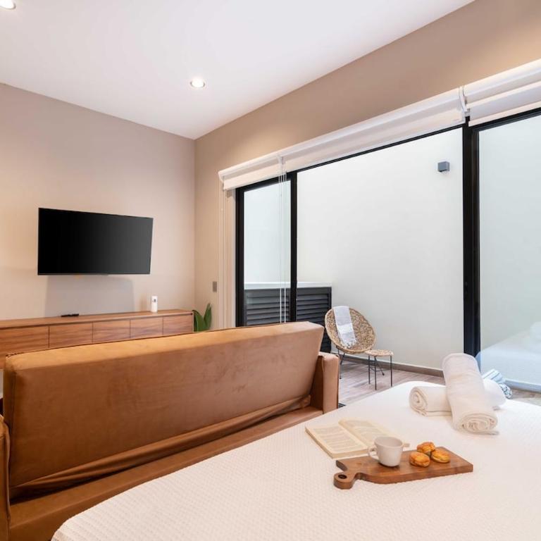 Loft with private pool - One-Bedroom Apartment - 14