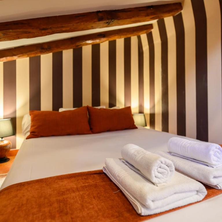 For You Rentals Preciosa Buhardilla TEMPORAL en plena Puerta del Sol de Madrid COR25 - Apartamento de 1 dormitorio - 24