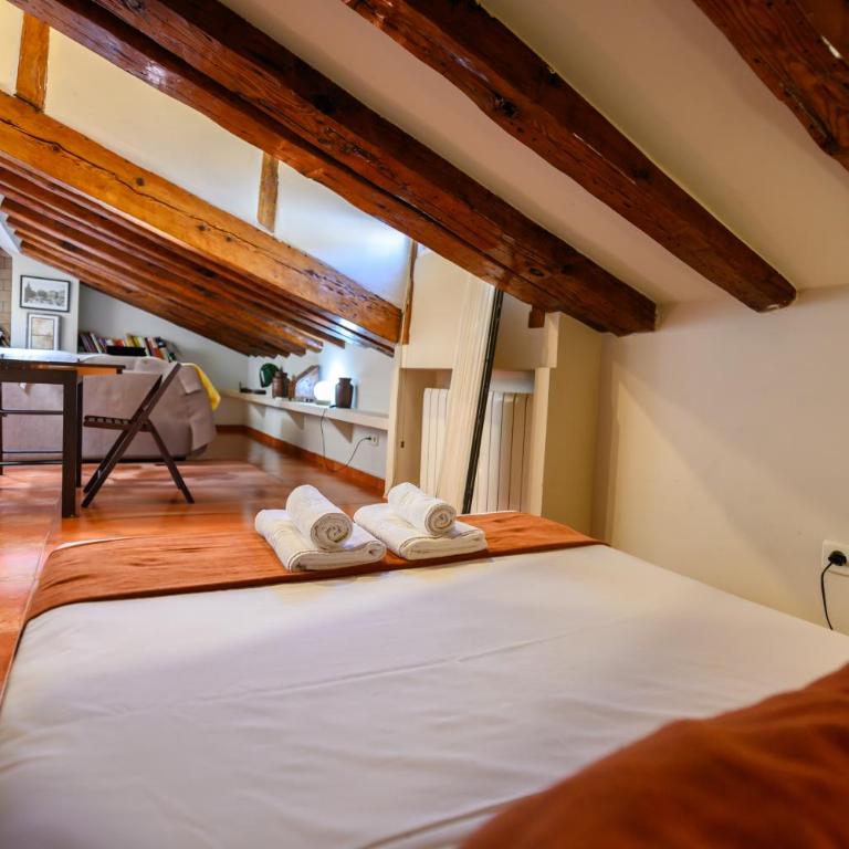 For You Rentals Preciosa Buhardilla TEMPORAL en plena Puerta del Sol de Madrid COR25 - Apartamento de 1 dormitorio - 23