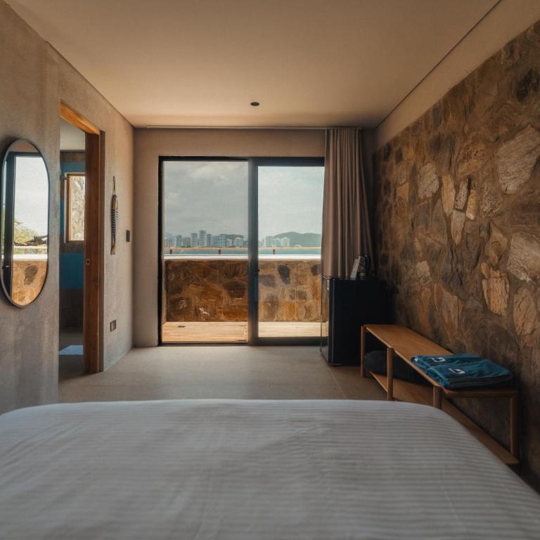 Perla Roca Hotel Boutique - Beach Front - Double Room with Balcony and Sea View - 8