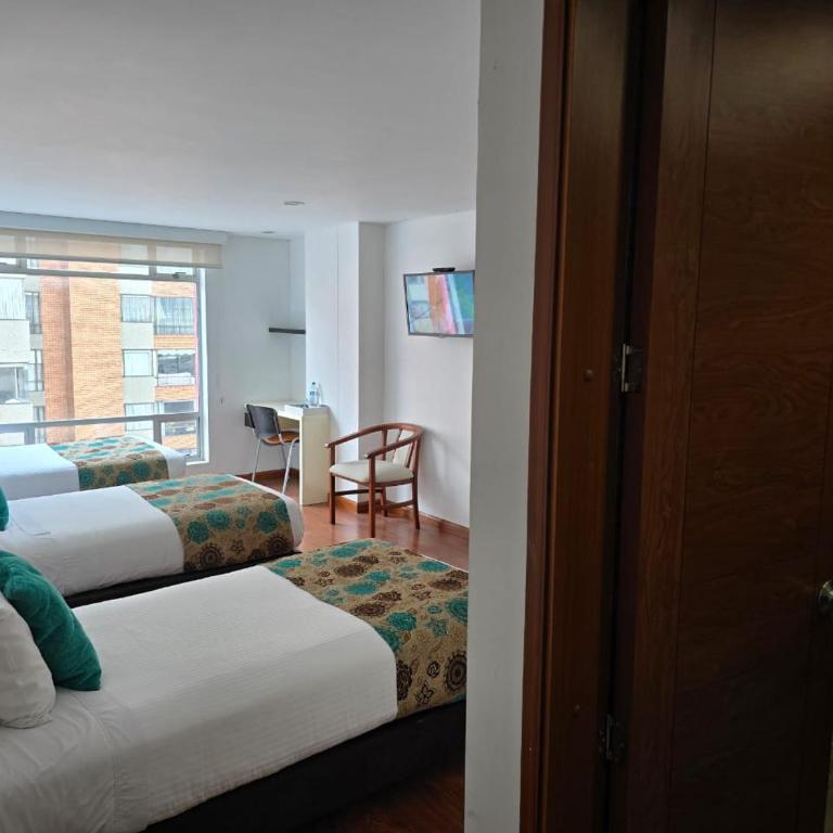 Hotel Castellana 100 - Habitación Triple Estándar - 4