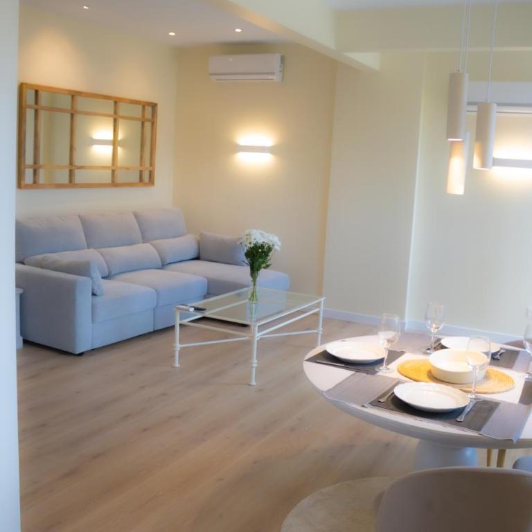 Luminoso Bilbao - Two-Bedroom Apartment - 1