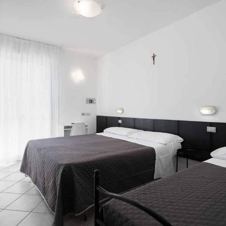 BI Hotel - Camera Tripla Economy - 3