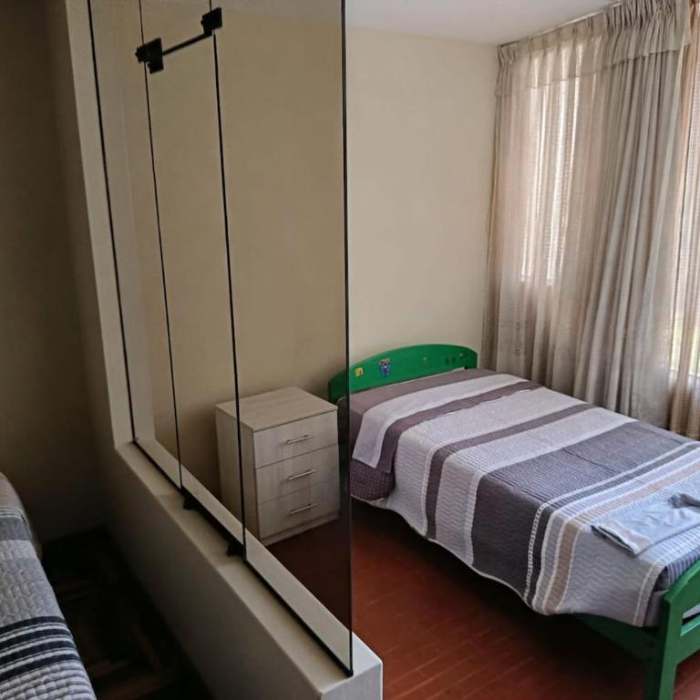 Hospedaje familiar - Casa de 5 dormitorios - 7