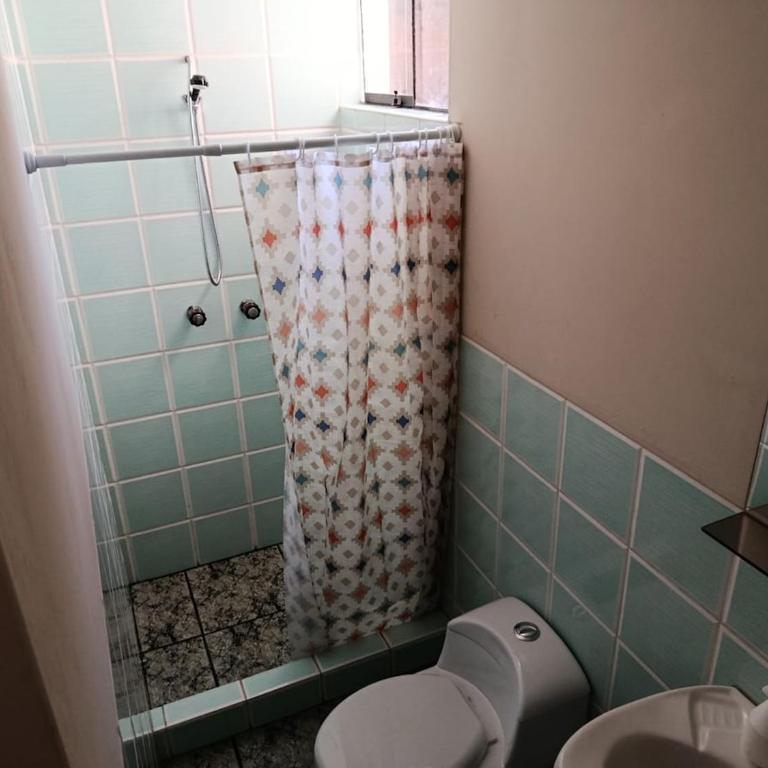 Hospedaje familiar - Casa de 5 dormitorios - 4