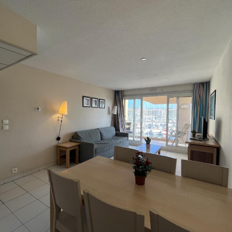 Cap Hermes 200 residence avec piscine et vue port - Apartment mit 2 Schlafzimmern, Terrasse und Meerblick - 16
