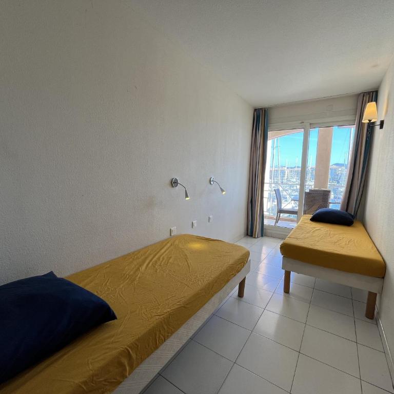 Cap Hermes 200 residence avec piscine et vue port - Apartment mit 2 Schlafzimmern, Terrasse und Meerblick - 18