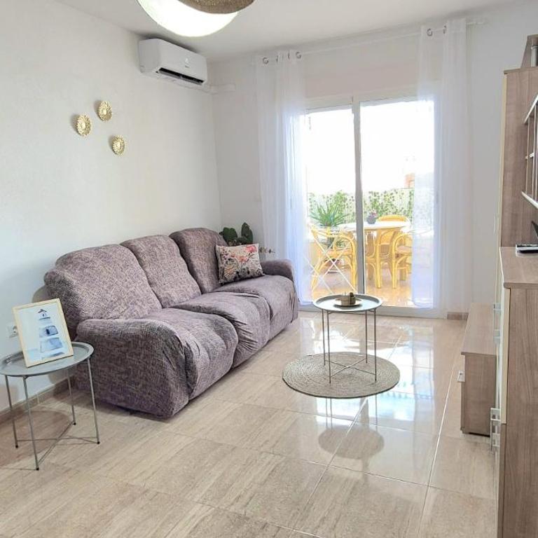 Apartment with two bedrooms, and spacious balcony - Apartamento de 2 dormitorios - 10