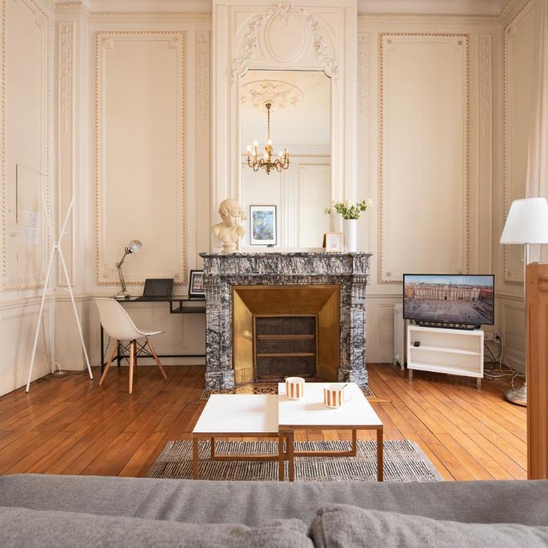 Magnifique appartement Hyper-centre Toulouse, St Georges, prox Capitole - Appartamento con 1 Camera da Letto - 1
