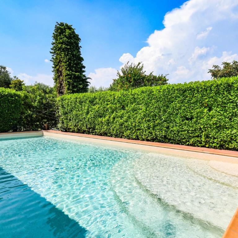 Villa Artemisia Luxury, Pool & Jacuzzi, 300m from Lake Garda - Villa - 2