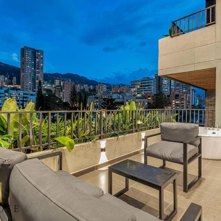 Morph 1001 - Exclusivo apt en El Poblado con BBQ - Apartment - 24