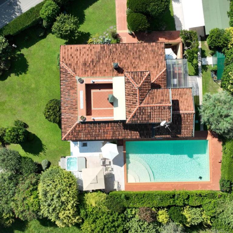 Villa Artemisia Luxury, Pool & Jacuzzi, 300m from Lake Garda - Villa - 4