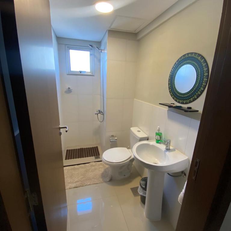 Encantador apartamento de 2 dormitorios - Two-Bedroom Apartment with Balcony - 6