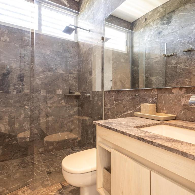 Stunning Sea Views from 3BR Penthouse F3 - Three-Bedroom Apartment with Ocean View - 35