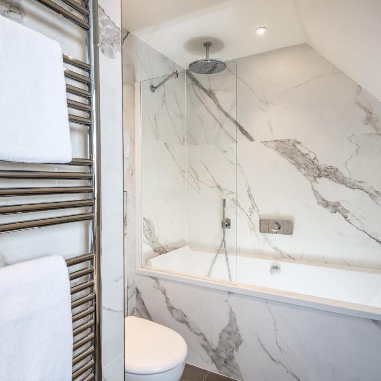Holiday Inn Paris - Gare de Lyon Bastille by IHG - Chambre Lit Queen-Size Premium avec Miniréfrigérateur - 8