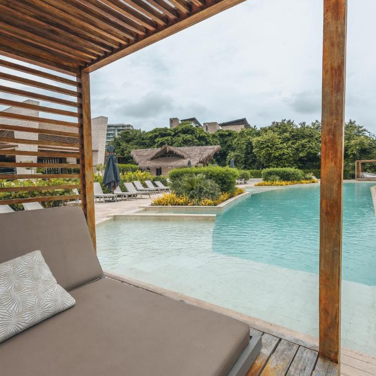 Brand new 4BR Villa at Calablanca - Deluxe Villa - 60