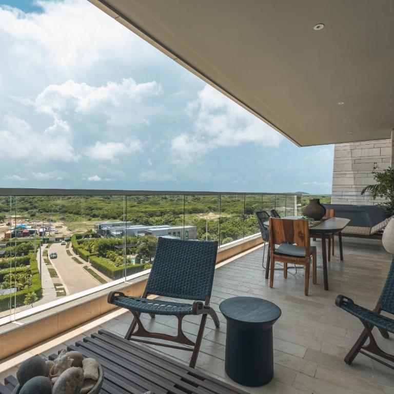 4BR Seaview Apartment at Calablanca D5 - Four-Bedroom Apartment - 7