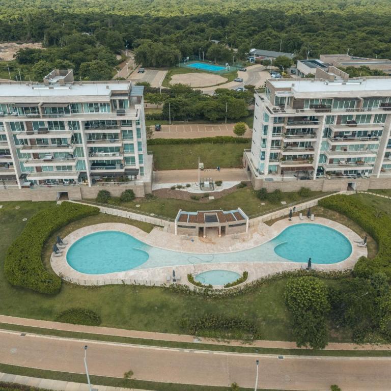 4BR Seaview Apartment at Calablanca D5 - Four-Bedroom Apartment - 11