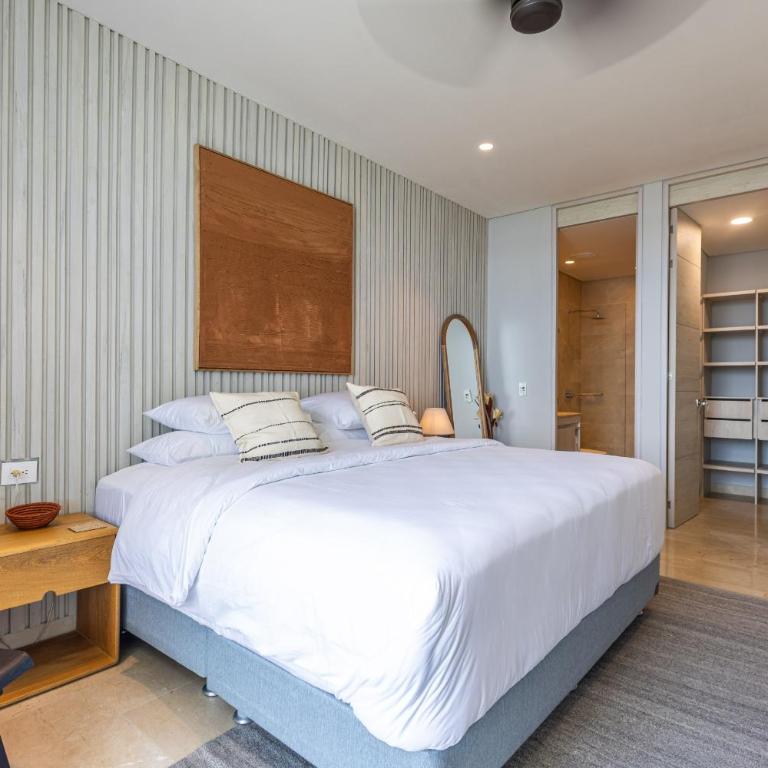 4BR Seaview Apartment at Calablanca D5 - Four-Bedroom Apartment - 28
