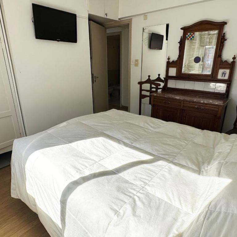 Depto Mechi - Depto en Guemes para 2 PAX con cochera descubierta - Hola Sur - One-Bedroom Apartment - 9
