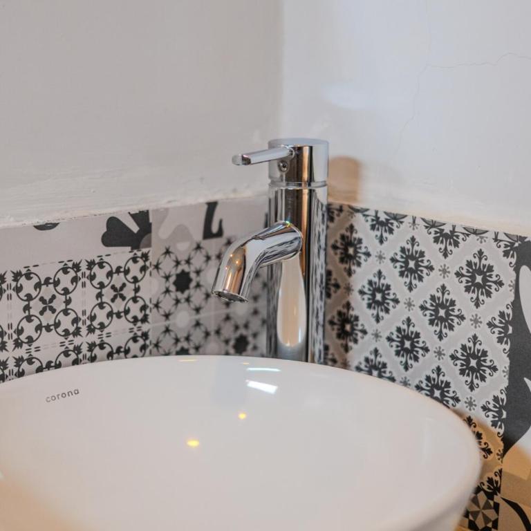 Almería Apt, Spacious Studio Near Old Town - One-Bedroom Apartment - 3