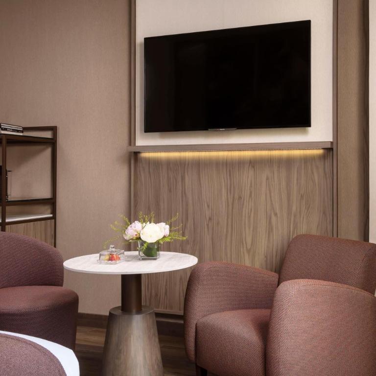 NH Collection Victoria - Superior Double or Twin Room - 3