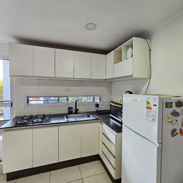 Departamento moderno en el centro de Posadas - Apartamento de 1 dormitorio - 7