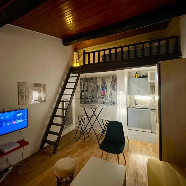 Coeur du Marais-Rue des Rosiers - One-Bedroom Apartment - 5
