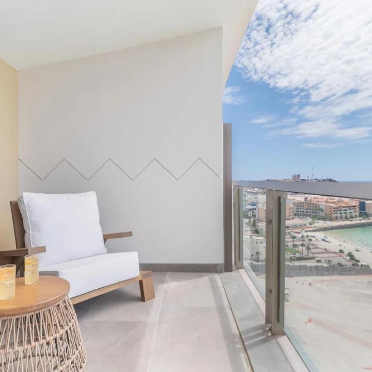Sonoran Star Beach Front Apartment Getaway - Suite - 21