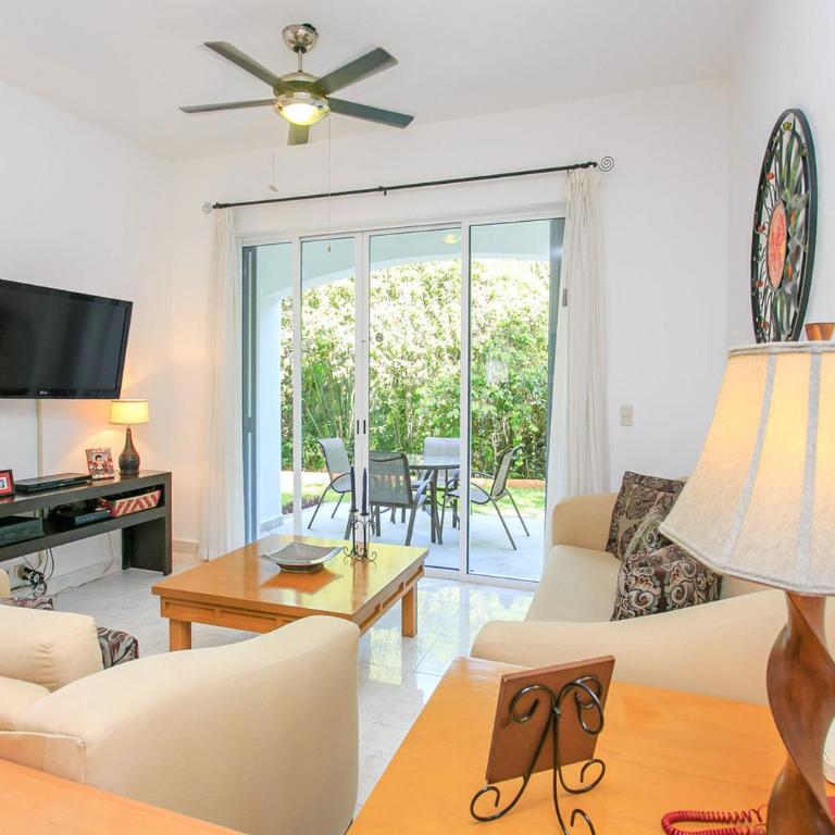 Family Townhome with Pool & Walk to Beach - Vacation Home - 2