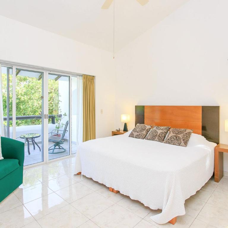 Family Townhome with Pool & Walk to Beach - Vacation Home - 3
