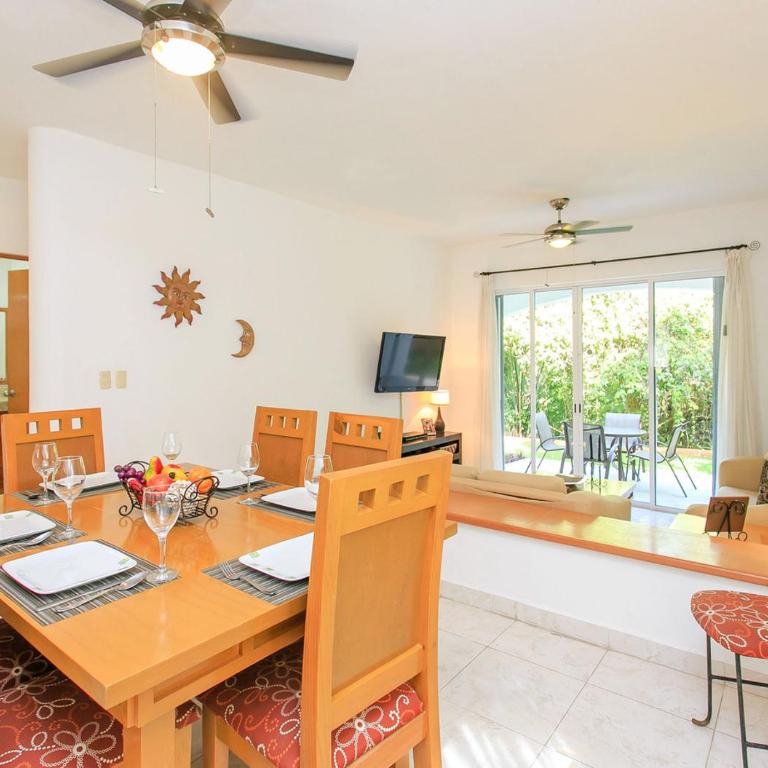 Family Townhome with Pool & Walk to Beach - Vacation Home - 15