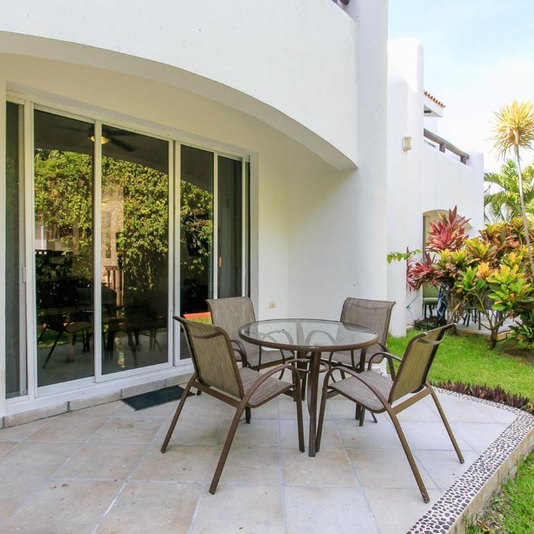 Family Townhome with Pool & Walk to Beach - Vacation Home - 4