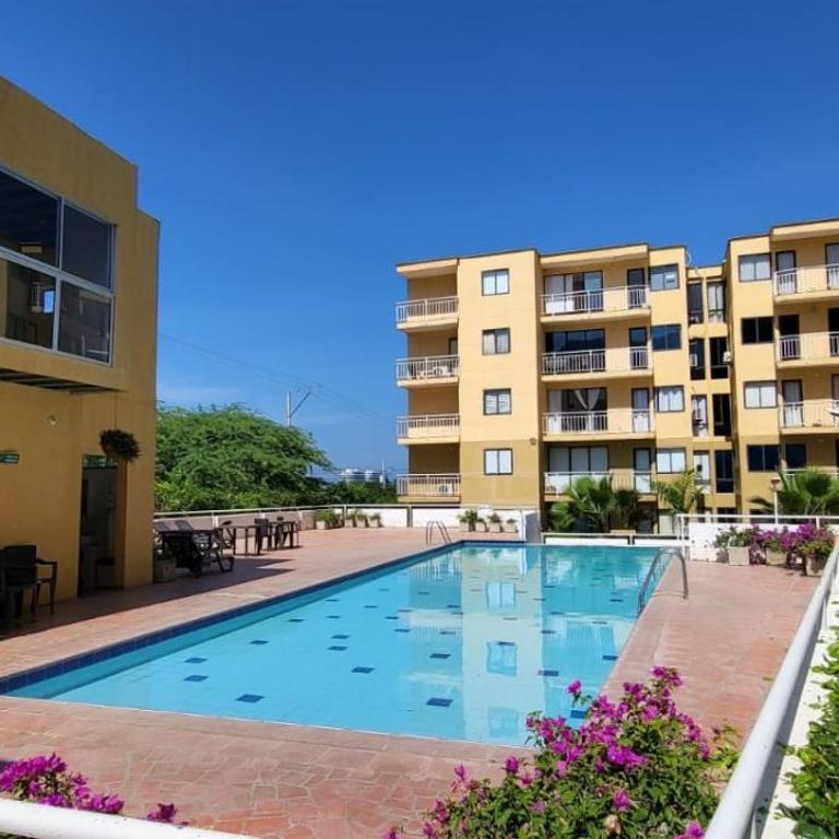 Apartamento Con Hermosa Vista Al Mar - Apartamento de 3 dormitorios con vistas al mar - 1