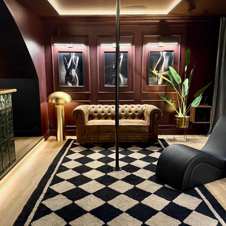 Luxury Love Room - Balneo - Cinema - Appartement 1 Chambre - 22