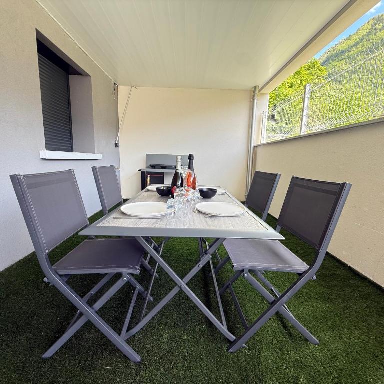 Appartement Le Cosy Proche Station Ski - Piscine - Appartement 2 Chambres - 22