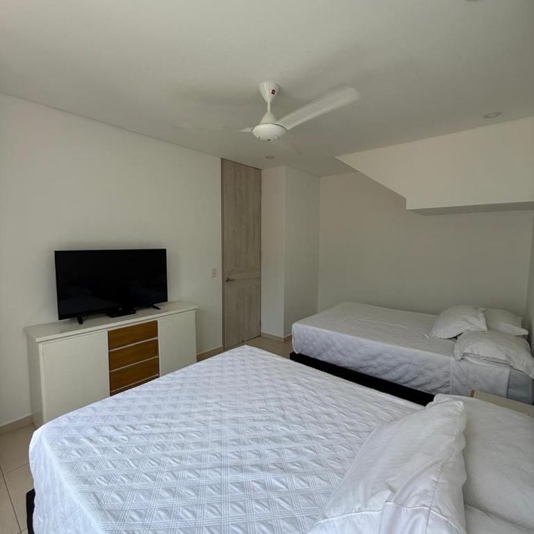 Condo Apulo - Preciosa casa - Jacuzzi, turco y Piscina privados - WiFi - Casa de 4 dormitorios - 5