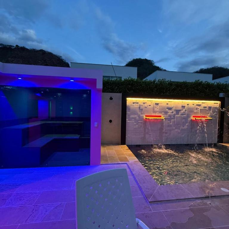 Condo Apulo - Preciosa casa - Jacuzzi, turco y Piscina privados - WiFi - Casa de 4 dormitorios - 7