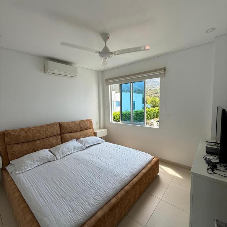 Condo Apulo - Preciosa casa - Jacuzzi, turco y Piscina privados - WiFi - Casa de 4 dormitorios - 42